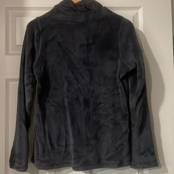 Denver Hayes cowl neck plush pj top - Picture 5 of 5